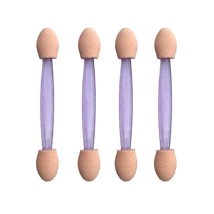 eyeshadow applicator