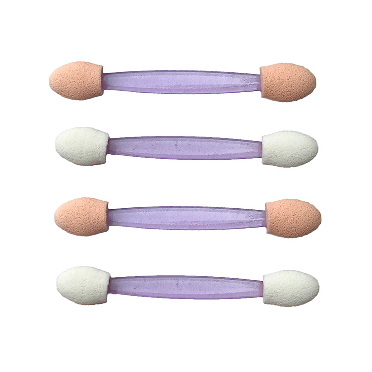 eyeshadow applicator