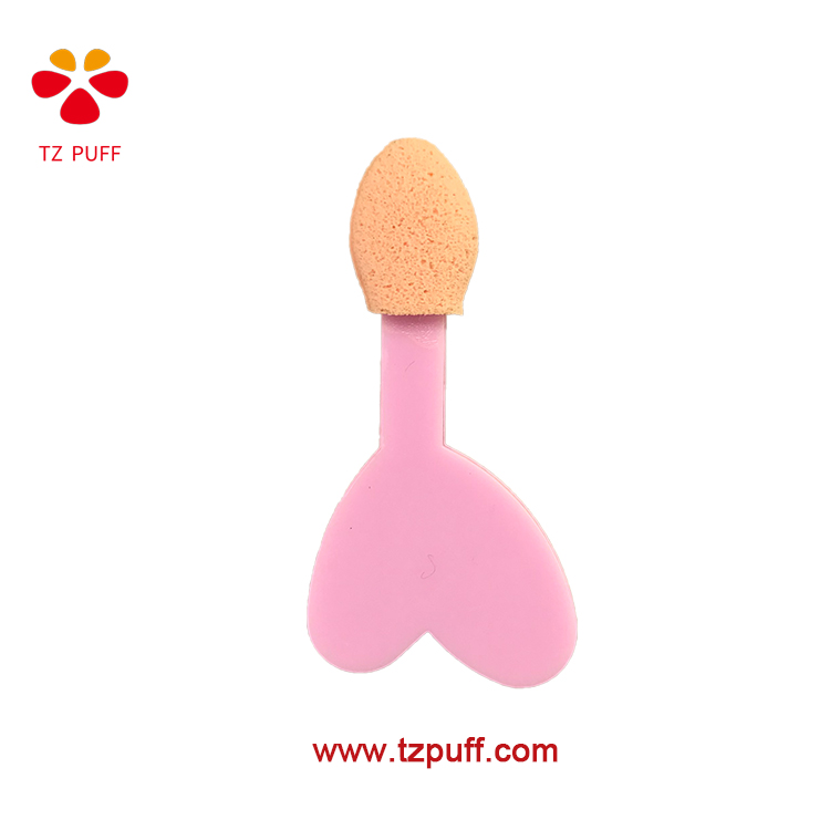 foam tipped eyeshadow applicator