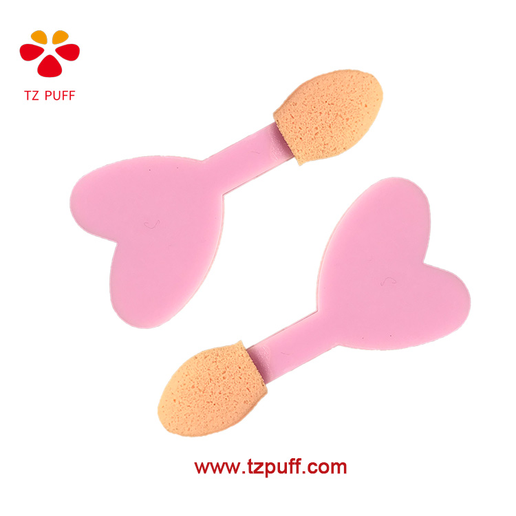 foam tipped eyeshadow applicator